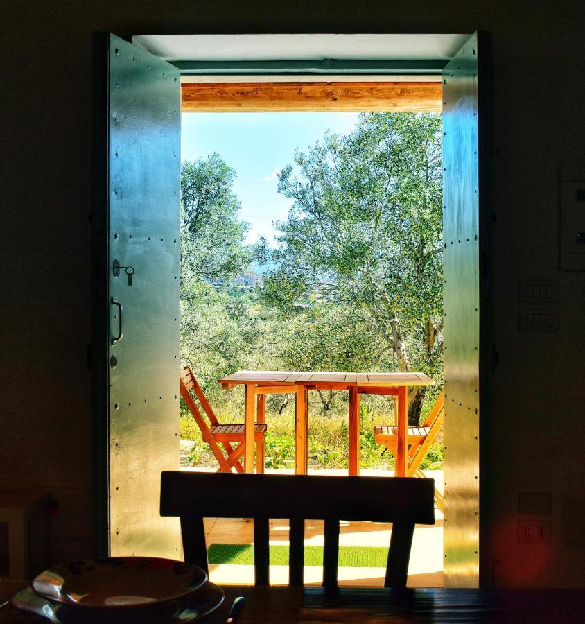 La Casa Del Cancello Di Borgo Carbone Locri Ngoại thất bức ảnh